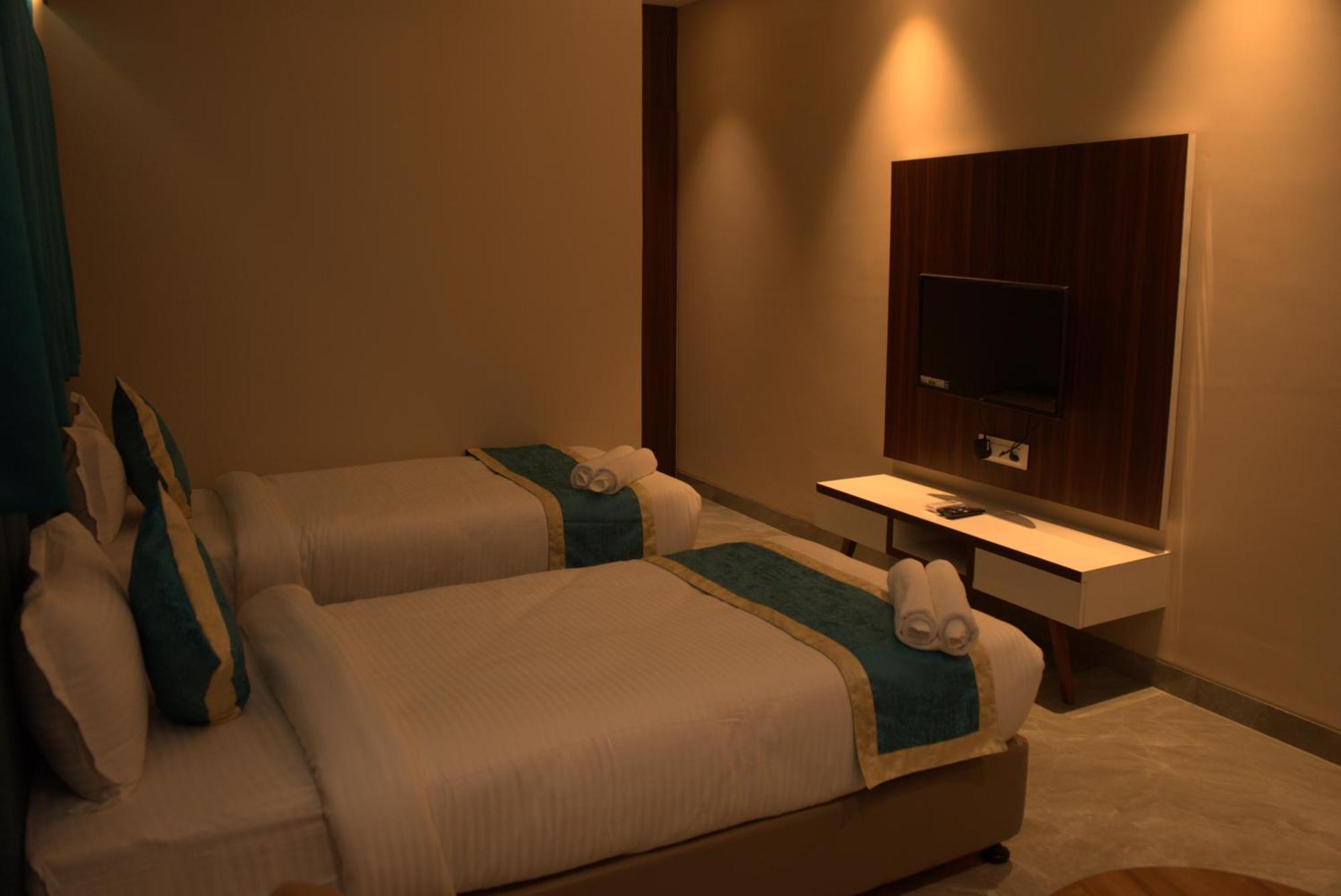 Hotel Tanisha Kishanganj 外观 照片